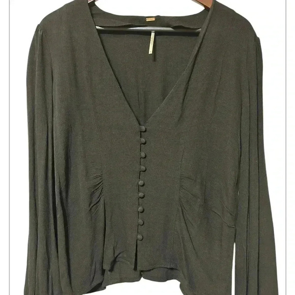 Free people top NWOT - Picture 2 of 7
